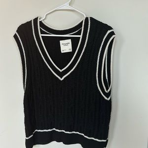 Abercrombie Sweater Vest